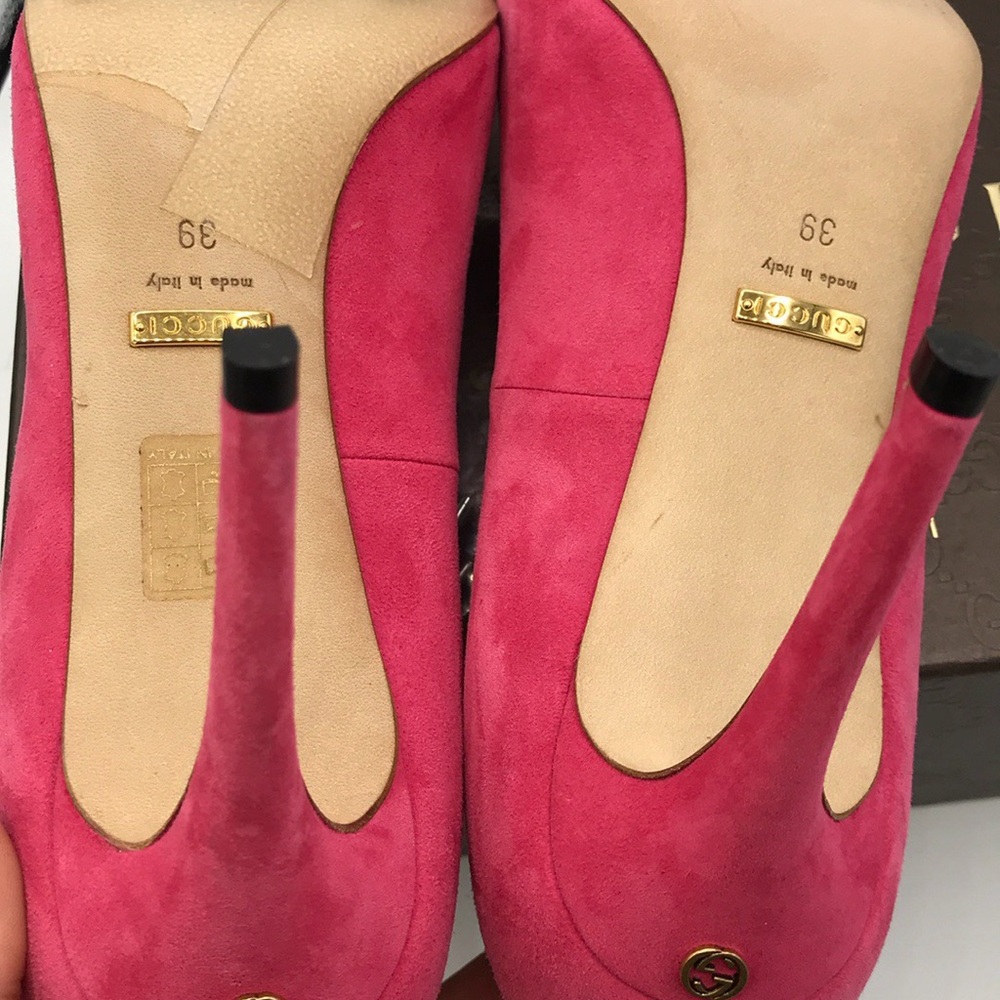 Gucci Hot Pink Suede Pumps - Picture 5 of 9